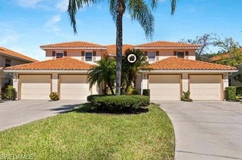 357 Robin Hood Cir, Naples, FL 34104-5421