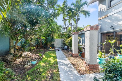 1845 10th St, Delray Beach FL  33445-2535 exterior
