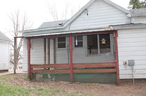 1322 Folsom St, Eau Claire, WI 54703-2787