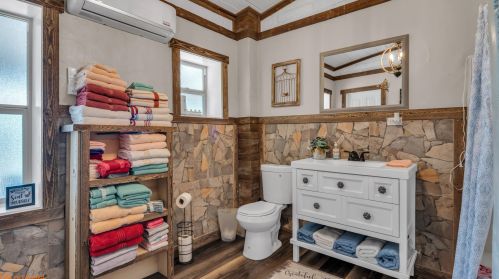 1002 Magnolia Ave, Beaumont CA  92223-1837 exterior