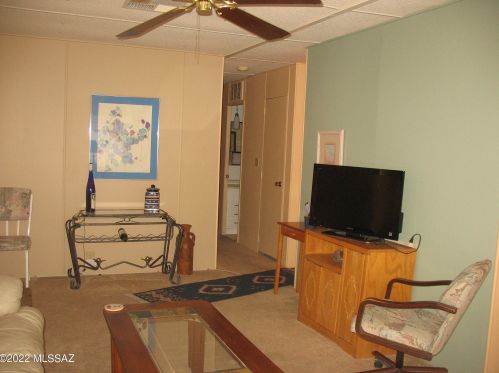 5425 Lazy S St, Tucson AZ  85713-6304 exterior