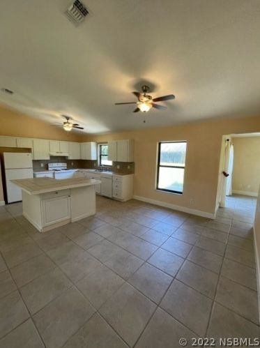 2429 Silver Palm Dr, Edgewater, FL 32141-4801