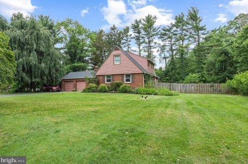 2017 Bethel Rd, Lansdale PA 19446-6054 exterior