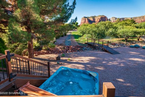 200 Concho Dr, Sedona AZ 86351-7952 exterior
