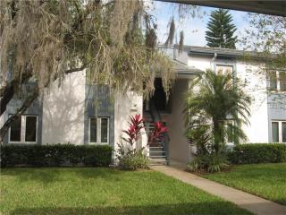 139 Cypress Ln, Oldsmar, FL 34677-2100