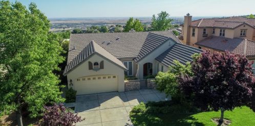 1717 Terracina Dr, Folsom CA  95762-5409 exterior