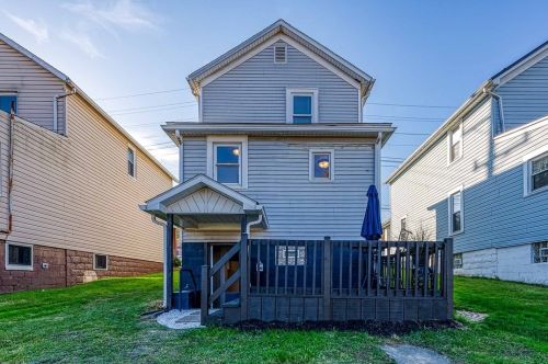 3710 3rd Ave, Beaver Falls PA  15010-1902 exterior