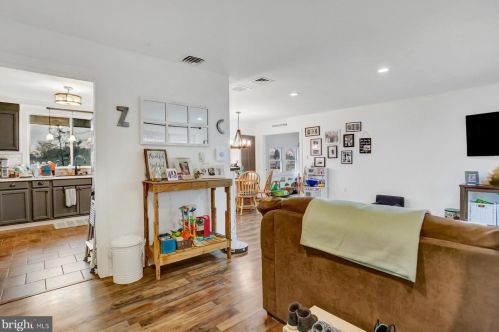 1092 Cocklin St, Navy Sup Dpt PA  17055-3956 exterior