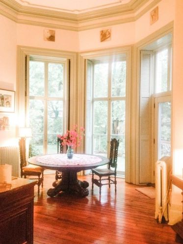 23 Greenough Pl, Middletown RI 02840-2752 exterior