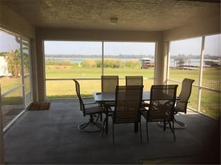 4095 Island Lakes Dr, Winter Haven FL  33881-5604 exterior