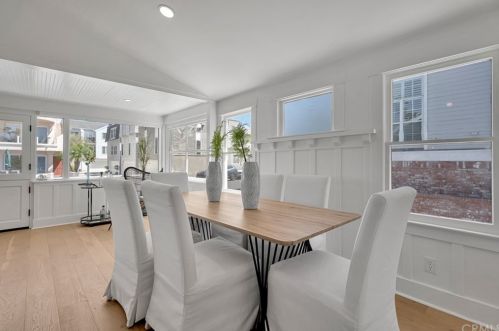 307 Fernando St, Newport Beach CA  92661-1236 exterior