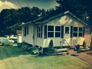 33 Cole Ave, Albany, NY 12205-4161