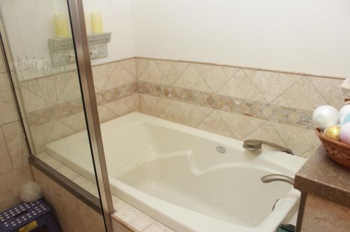 2326 Pawnee Dr, London OH  43140-9018 exterior