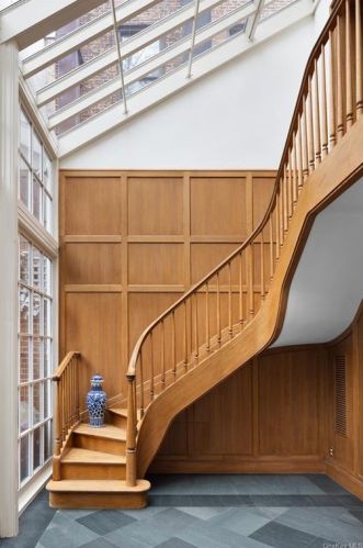 129 70, New York NY 10021-5311 exterior