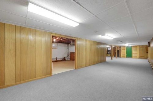 1 Prince Rd, Parsippany NJ  07054-4822 exterior