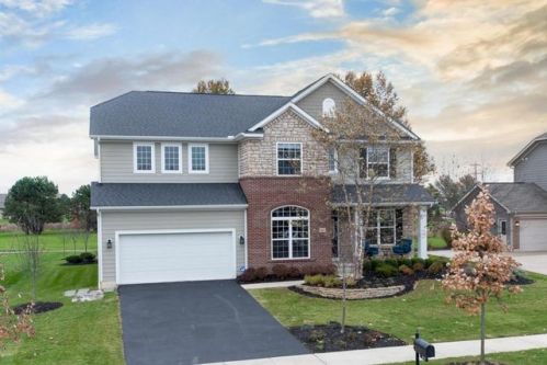 1011 Ballater Dr, Delaware, OH 43015-7216