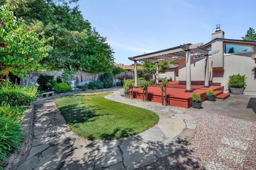 1505 Dudley Pl, Santa Rosa CA  95401-4525 exterior