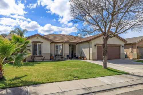3216 Plantation Ct, Modesto, CA 95355-8717