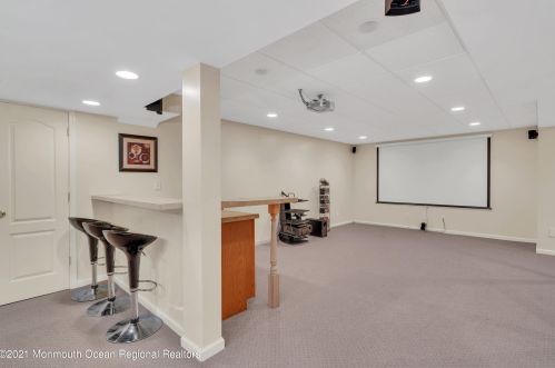 142 Serpentine Dr, Morganville NJ  07751-1400 exterior