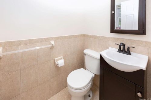 31 Warren St, New Rochelle NY  10801-6245 exterior