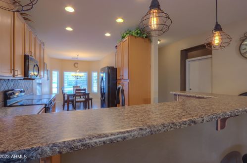 1325 Linda Dr, Casa Grande AZ  85122-3352 exterior