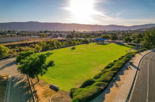 31662 Willow View Pl, Lake Elsinore CA  92532-0401 exterior