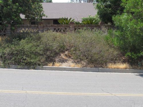 7608 Lakeside Dr, Riverside, CA 92509-5321
