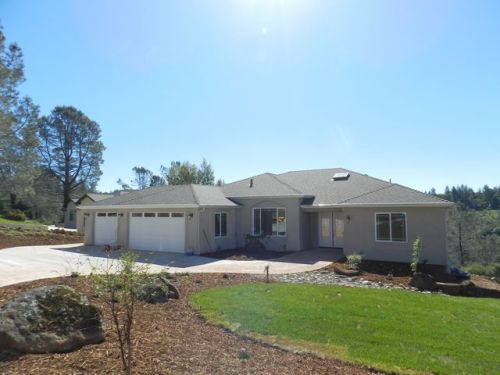 180 Redbud Dr, Paradise CA  95969-3731 exterior