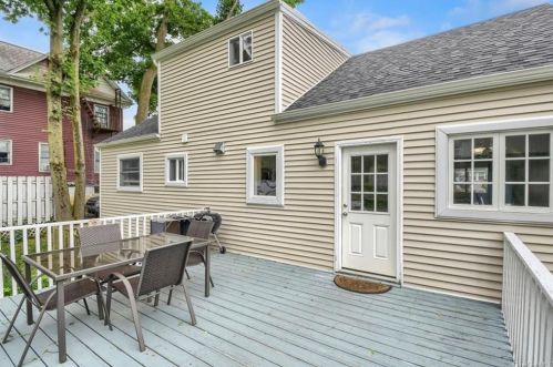 335 Simpson Pl, Peekskill NY  10566-4521 exterior