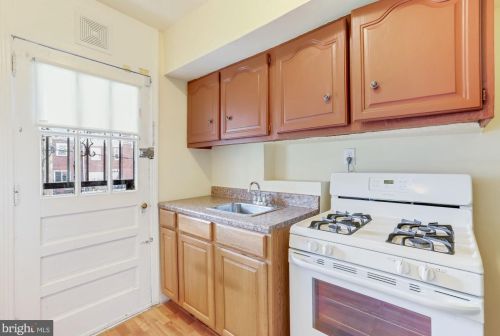 3343 Alden Pl, Washington DC 20019-1313 exterior