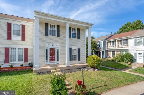 13481 Old Dairy Ct, Herndon, VA 20171-3366