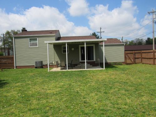 1379 Stone Dr, New Haven OH  45030-2029 exterior