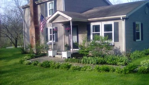 569 Brushy Run Rd, Versailles, KY 40383-9482