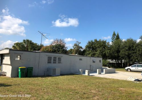 3932 Ridgewood Dr, Cocoa, FL 32926-5921