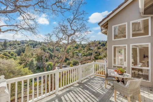 21461 Saratoga Hills Rd, Saratoga CA  95070-5377 exterior