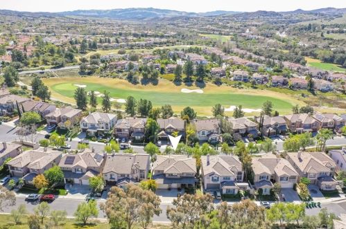 21 Raleigh Ct, Trabuco Canyon, CA 92679-4957