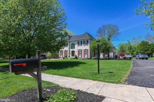 4023 Redwing Ln, Norristown, PA 19403-1851