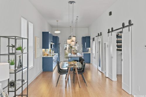 1470 12th St, Oakland CA 94607-2048 exterior