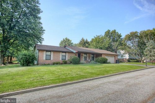 4103 Lisa Dr, Harrisburg, PA 17112-1029