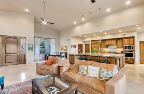 1931 Buck Rdg Pl, Tucson AZ 85737-6010 exterior