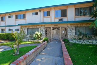 6000 Fulton Ave, Van Nuys CA  91401-3155 exterior