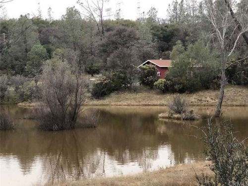 215 Red Tape Rd, Oroville, CA 95965-9115