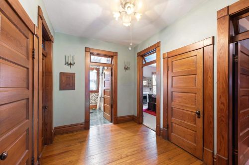 3520 Park St, Darbydale OH  43123-2532 exterior