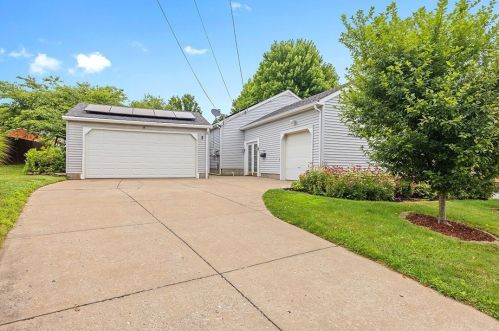 1101 Darlington Rd, Beaver Falls, PA 15010-2861