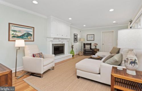 300 28th St, Camp Hill PA  17011-2801 exterior