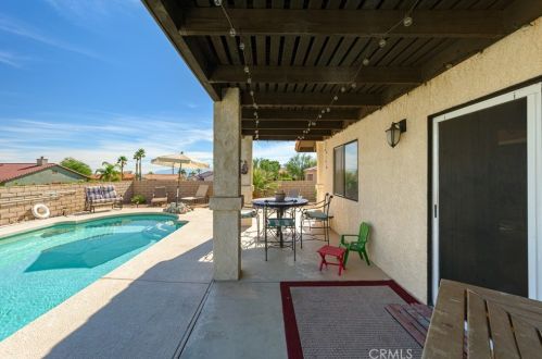 64329 Spyglass Ave, Desert Hot Springs CA  92240-1204 exterior