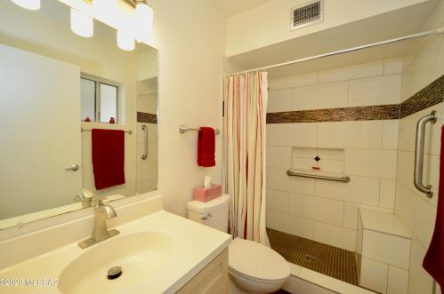 297 Calle Herboso, Green Valley AZ  85614-4114 exterior