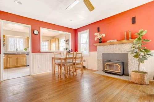 59 Beechwood Rd, Bedford Hills NY  10507-1701 exterior