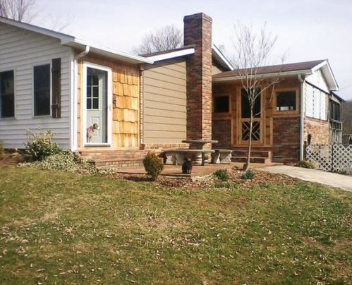15 Mill Ridge Ln, Bland, VA 24315-5327