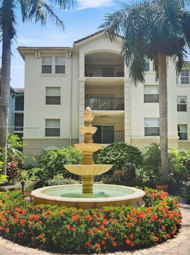 3304 Tuscany Way, Boynton Beach FL  33435-7812 exterior